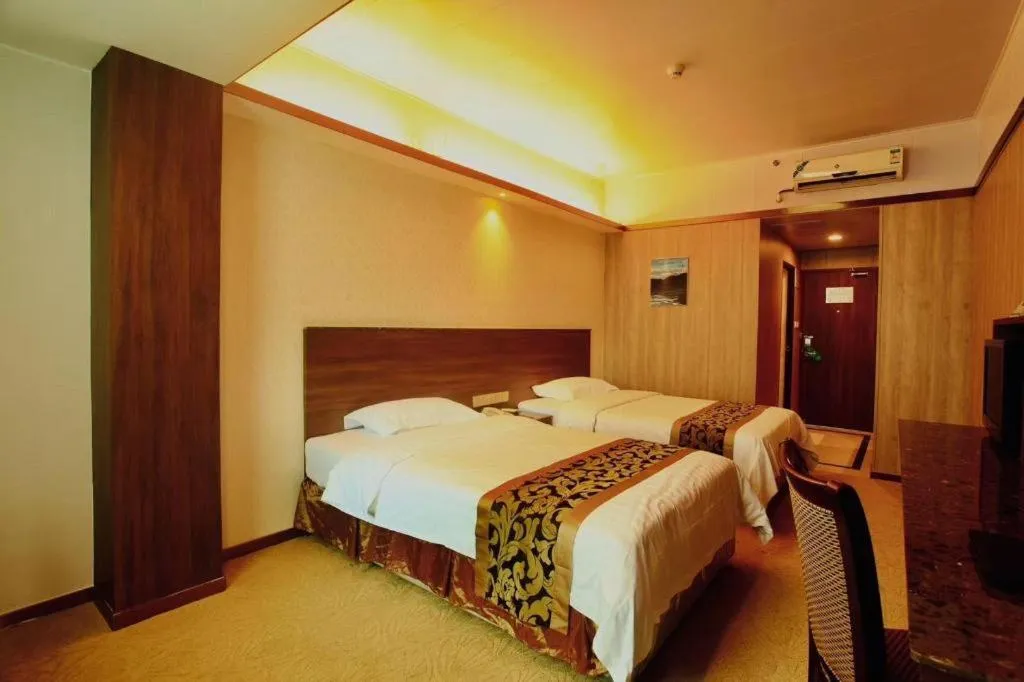 Bed in My Pleasant Hotel