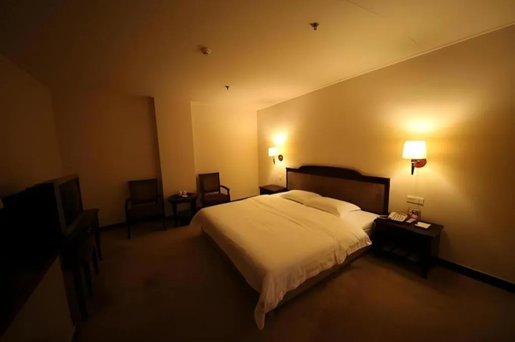 Bed in My Pleasant Hotel