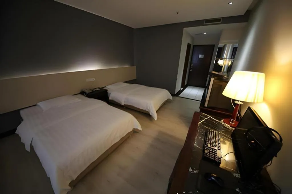 Bed in My Pleasant Hotel