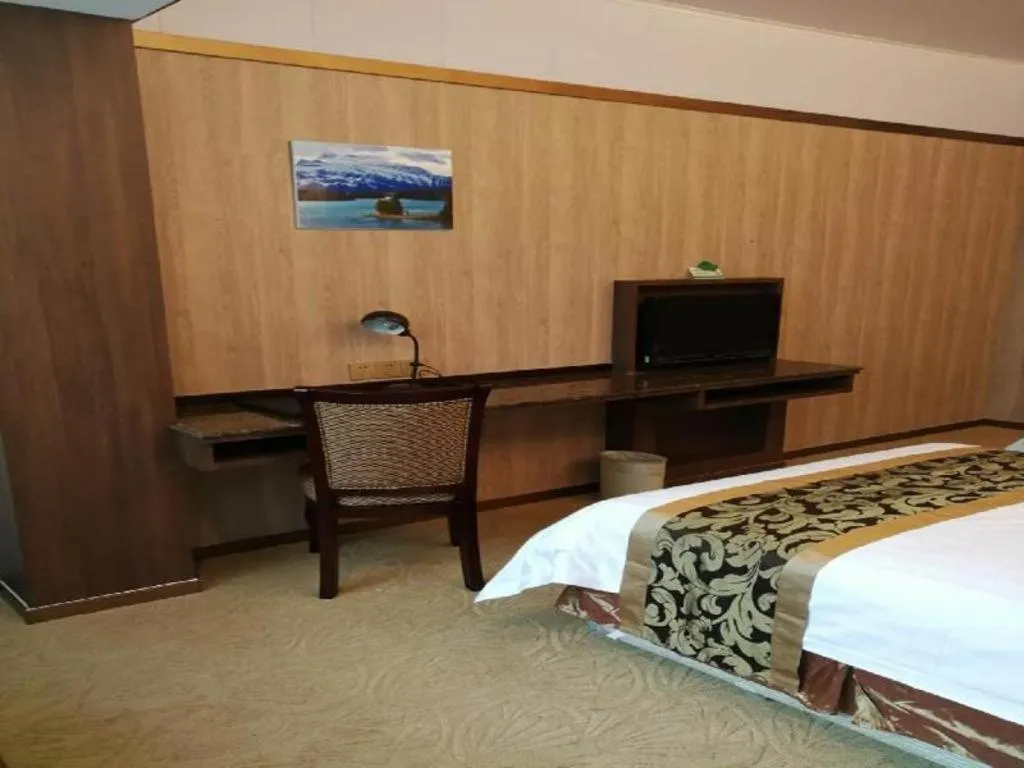 Bed in My Pleasant Hotel