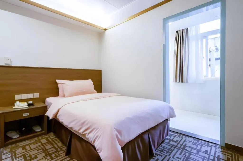 Bed in My Pleasant Hotel