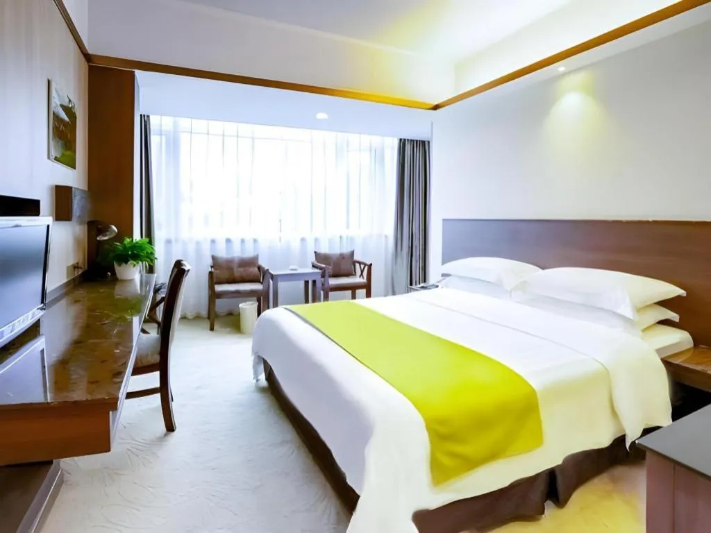 Bed in My Pleasant Hotel