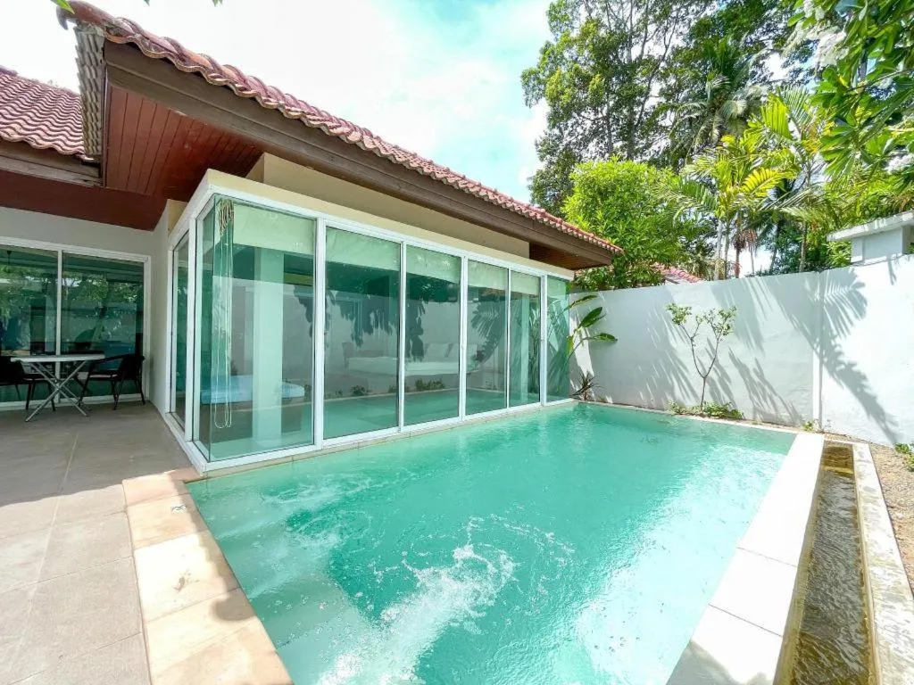 The Living Pool Villas