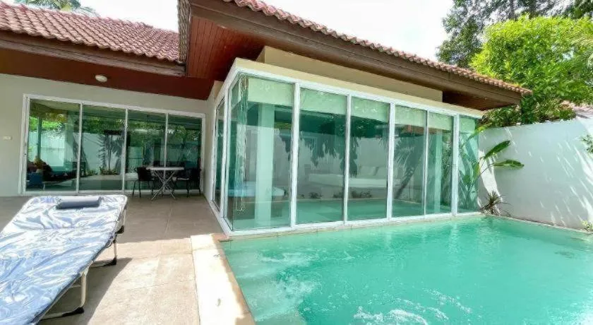 The Living Pool Villas