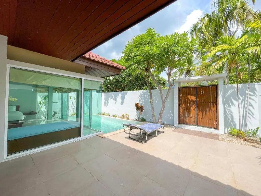 The Living Pool Villas