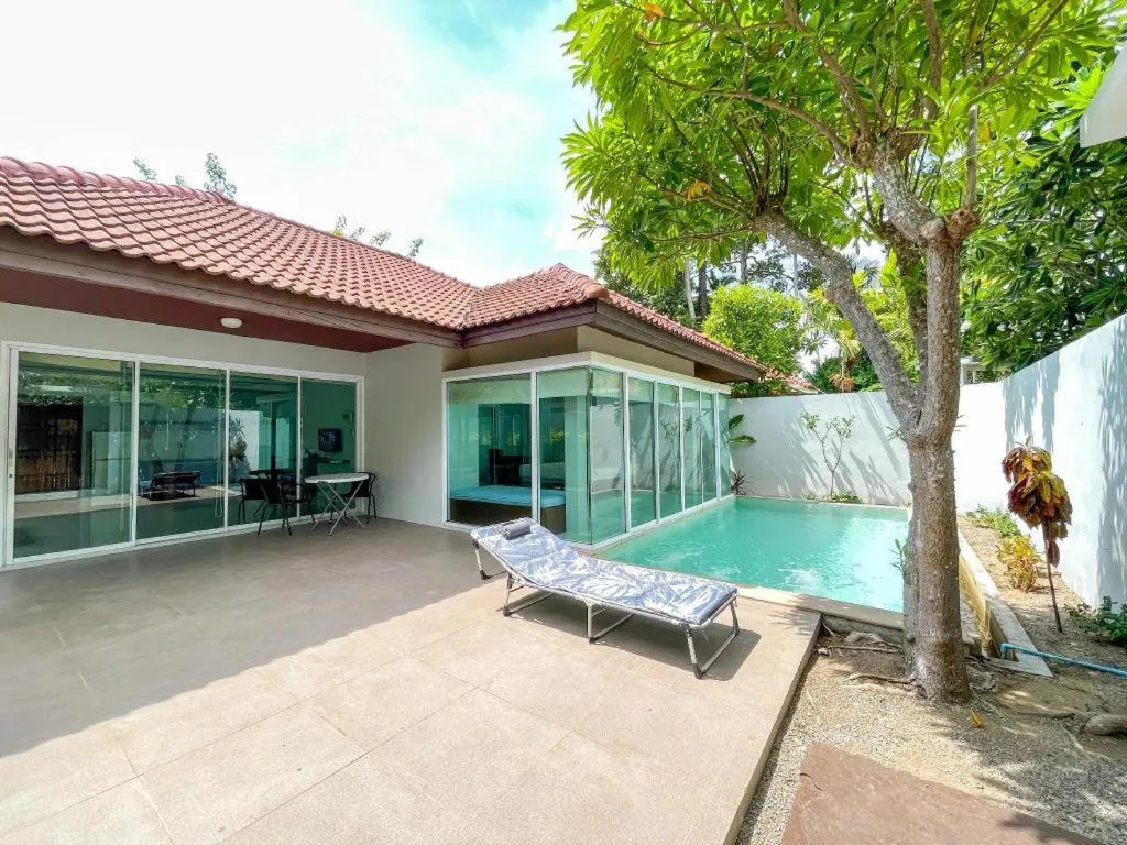 The Living Pool Villas