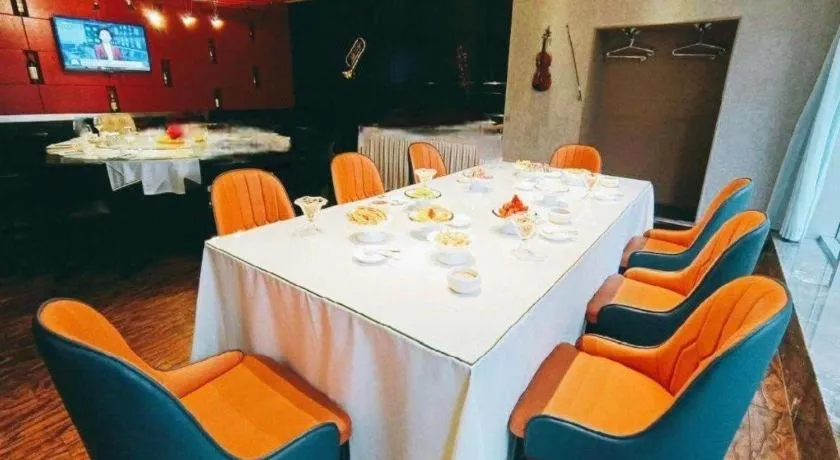 Urumqi Bayinhe Hotel