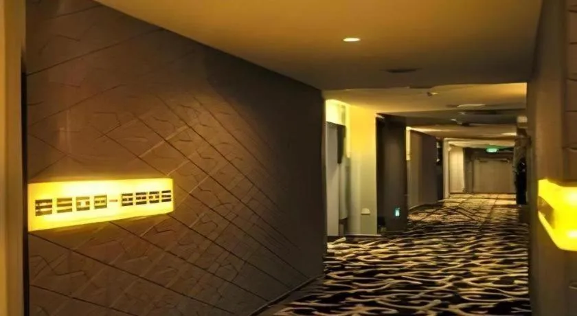 Urumqi Bayinhe Hotel