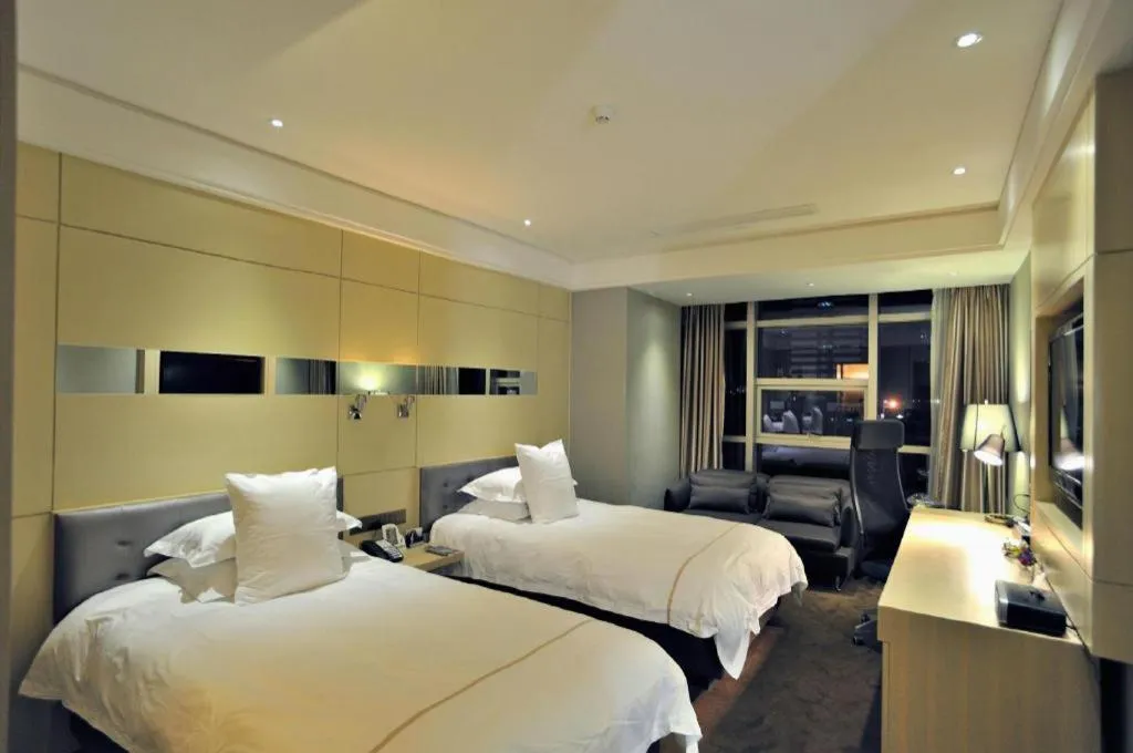 Bed in Urumqi Bayinhe Hotel