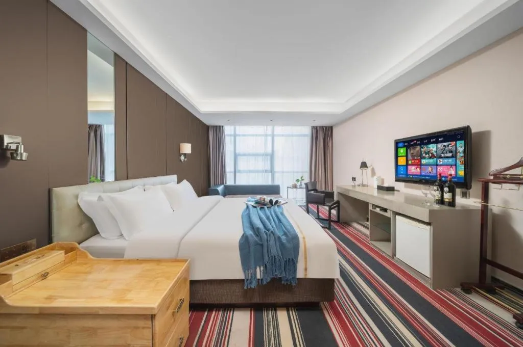 Bed in Urumqi Bayinhe Hotel