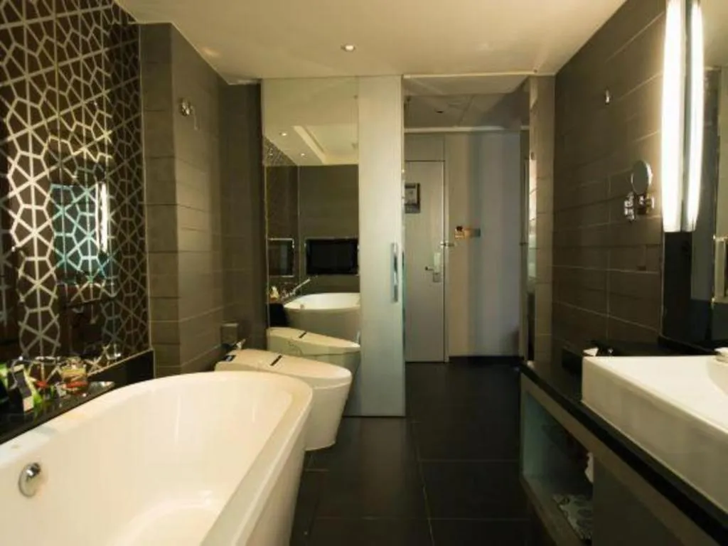 Bed in Urumqi Bayinhe Hotel