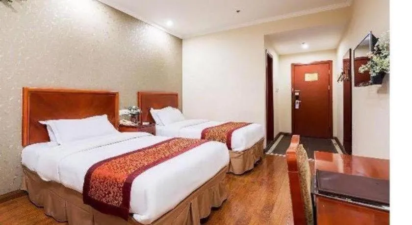 Bed in GreenTree Inn Jiangsu Wuxi Meiyuan Kaiyuan Temple Subway Master Station Express Hotel
