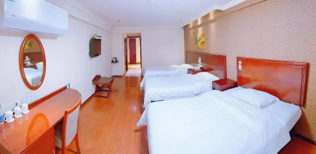 Bed in GreenTree Inn Xi'an Bell and Drum Tower Food Street Ancient City Wall Ximen Express Hotel