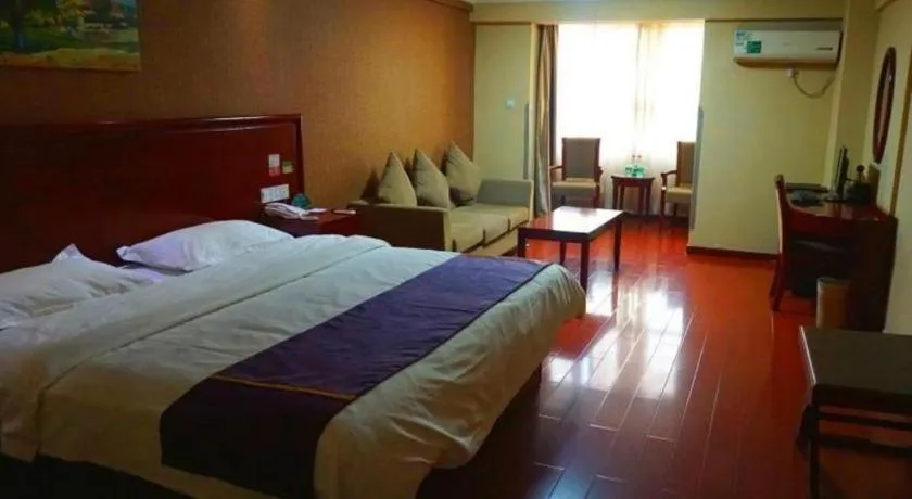 Bed in GreenTree Inn Xi'an Bell and Drum Tower Food Street Ancient City Wall Ximen Express Hotel