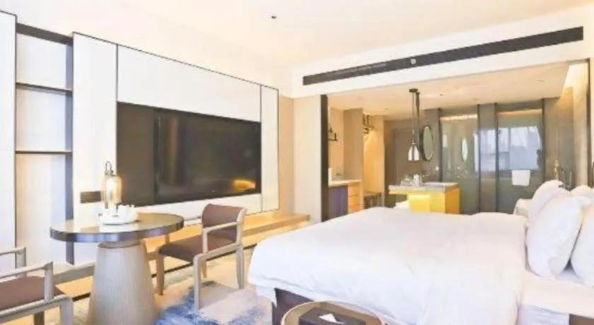 Bed in Fortune Hotel Longyan