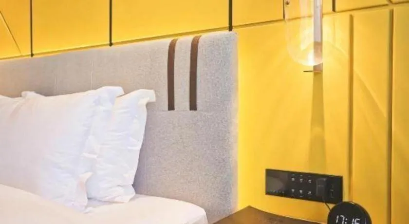 Bed in Fortune Hotel Longyan