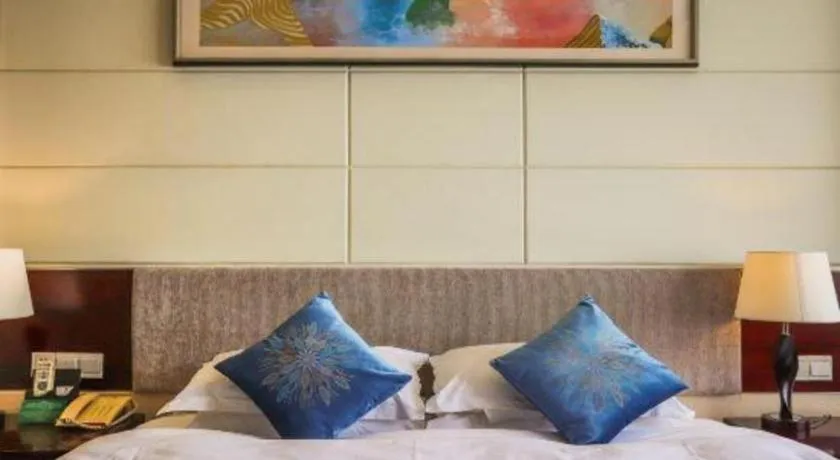 Bed in Fortune Hotel Longyan