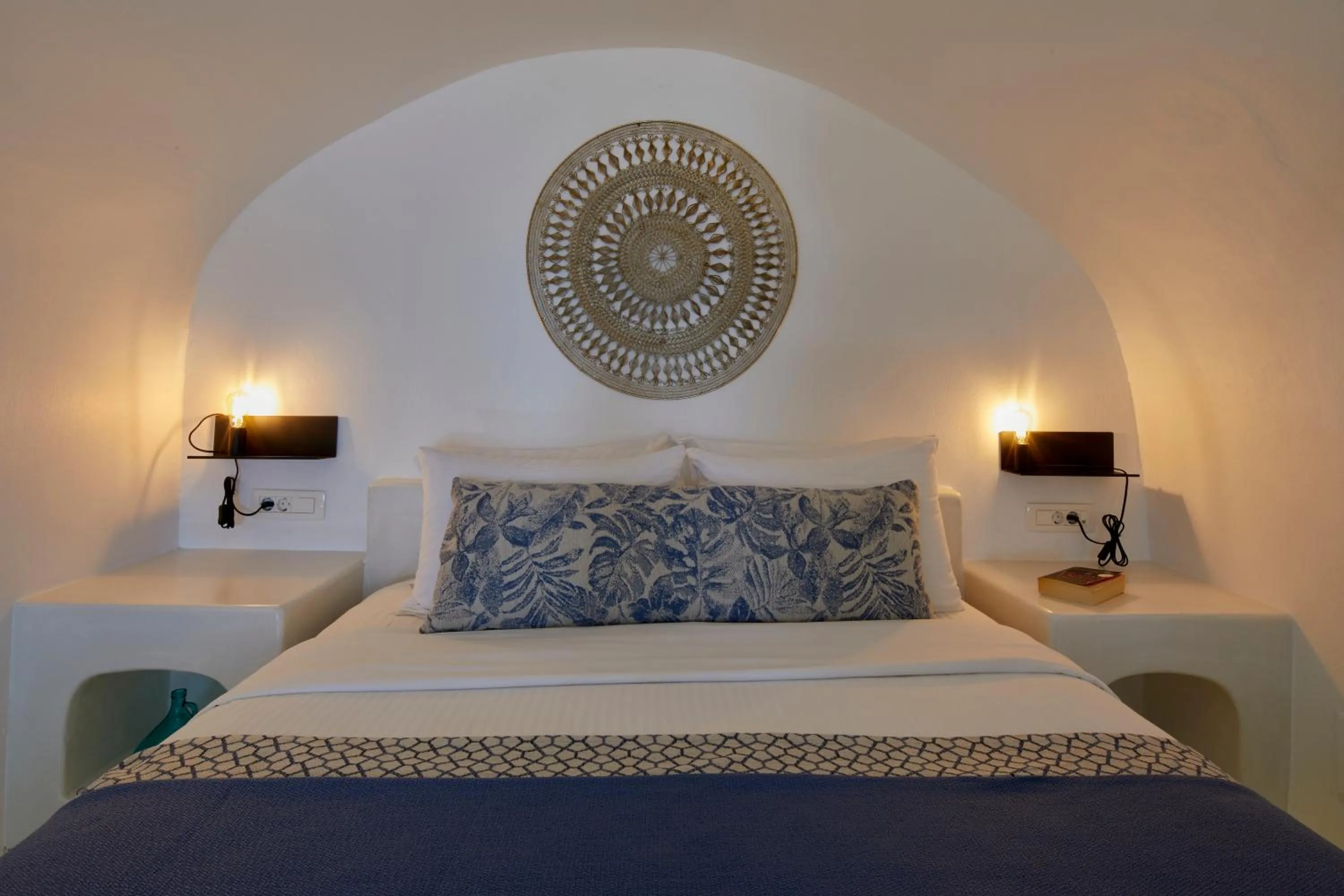 Bed in Filotera Suites