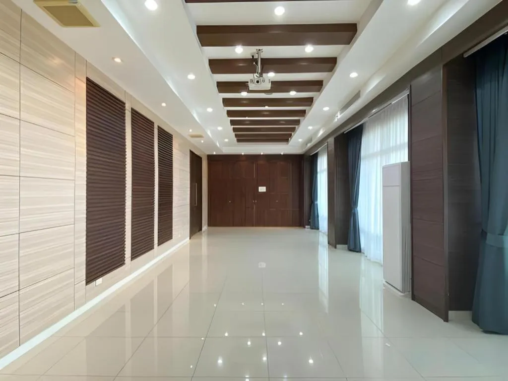 Laemchabang City Hotel