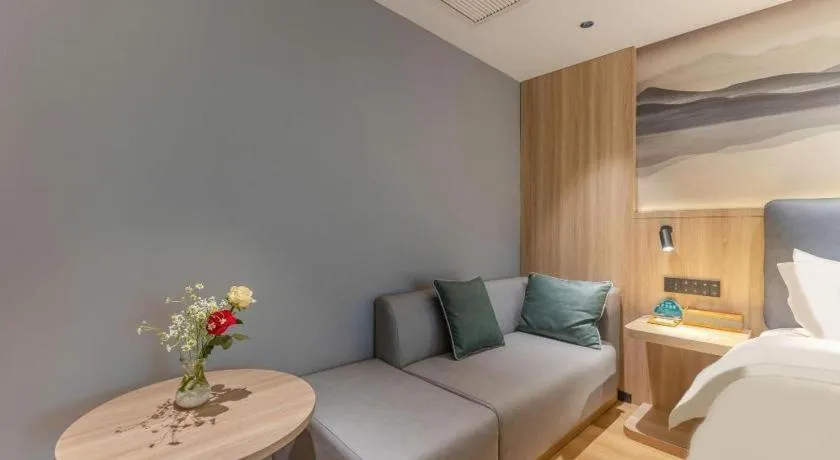 Bed in GreenTree Inn Bozhou Weiwu Road Hotel