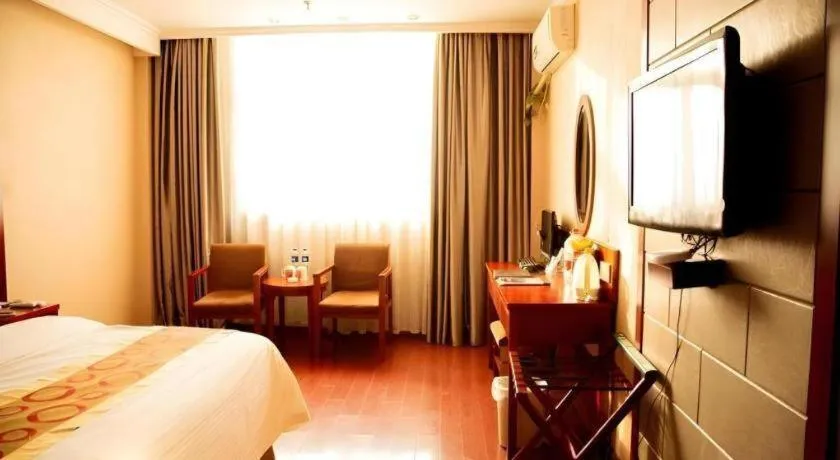 Bed in GreenTree Inn Bozhou Weiwu Road Hotel