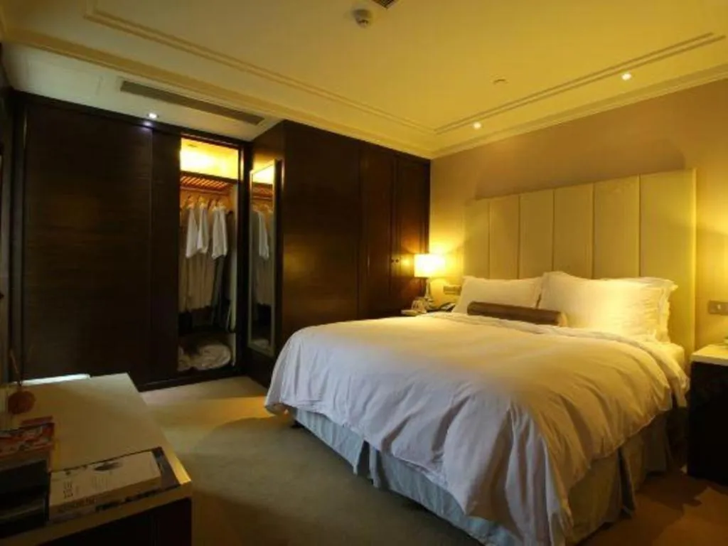 Bed in Wenling The Koro Hotel