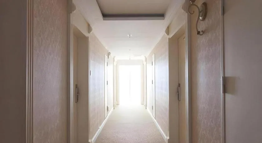 Exchange Bank Hotel Hainan