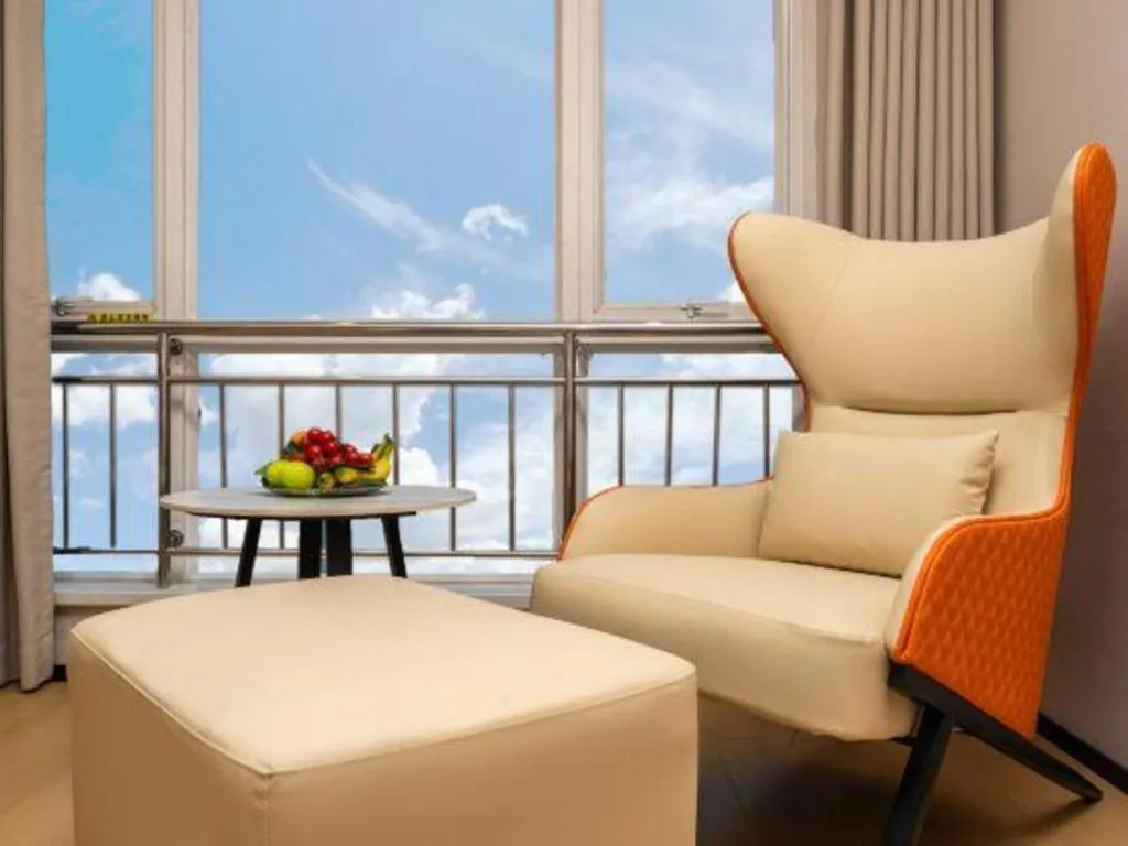 Exchange Bank Hotel Hainan