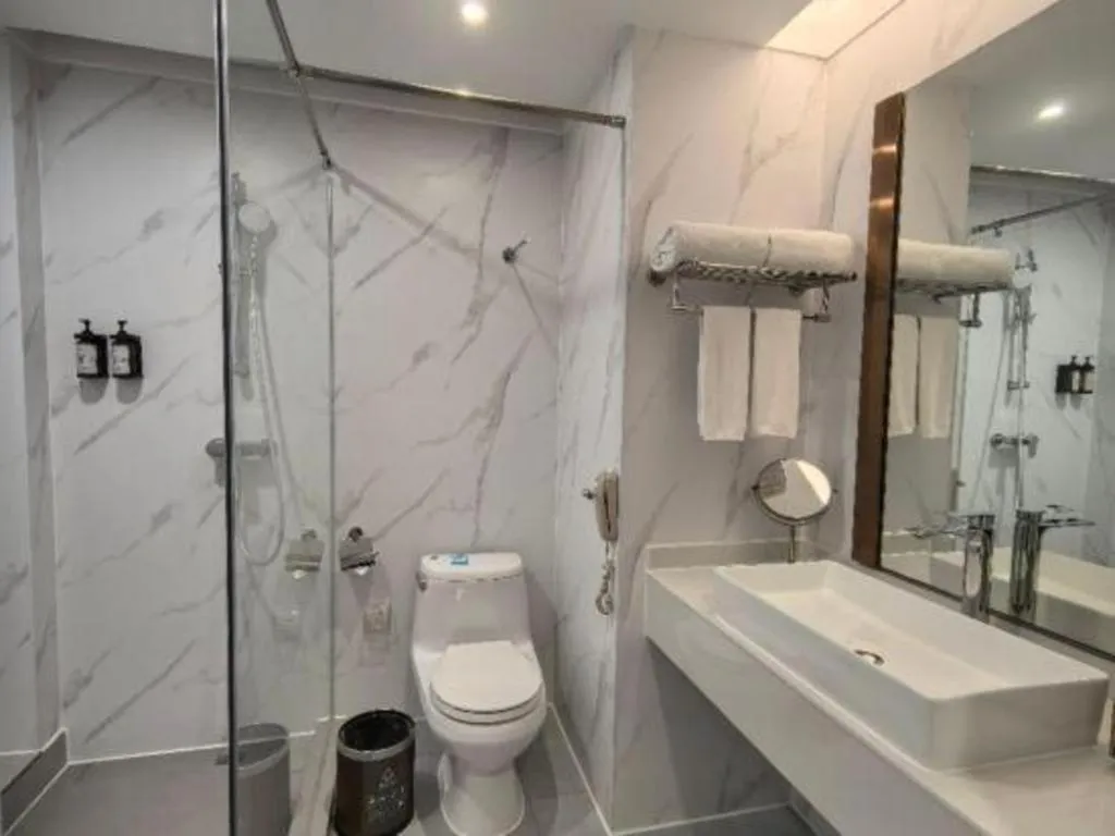 Exchange Bank Hotel Hainan