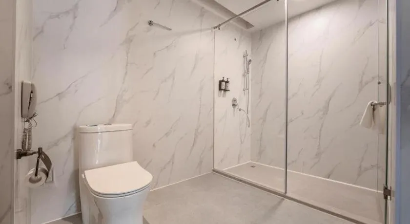 Exchange Bank Hotel Hainan