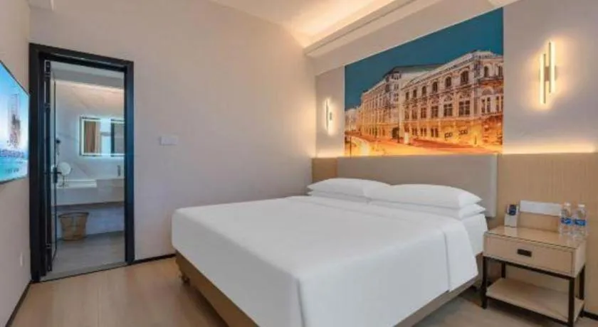 Bed in Exchange Bank Hotel Hainan