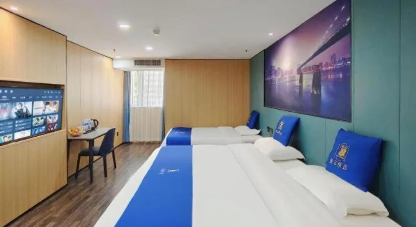 Bed in Super 8 Hotel Xiamen Railway Station