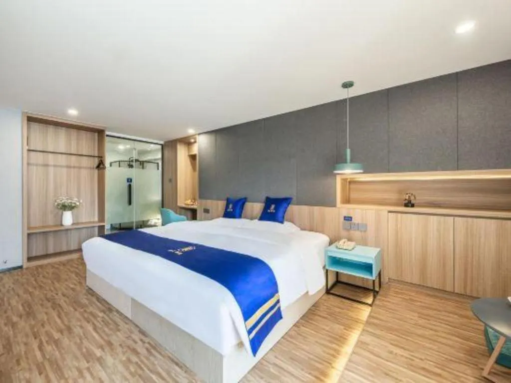 Bed in Super 8 Hotel Xiamen Railway Station