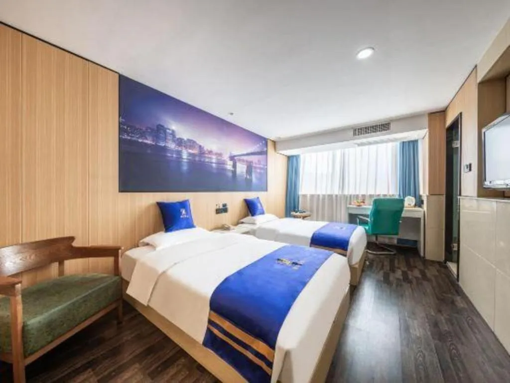 Bed in Super 8 Hotel Xiamen Railway Station