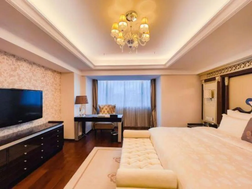 Bed in Yunhai Hotel Zhuhai