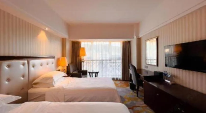 Bed in Yunhai Hotel Zhuhai