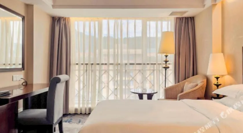 Bed in Yunhai Hotel Zhuhai