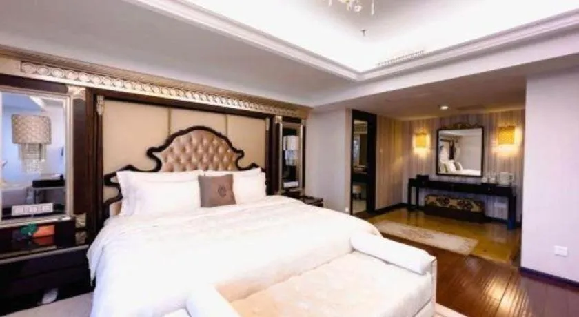 Bed in Yunhai Hotel Zhuhai