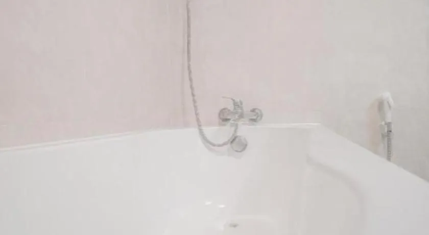 Romance Hotel Srinakarin