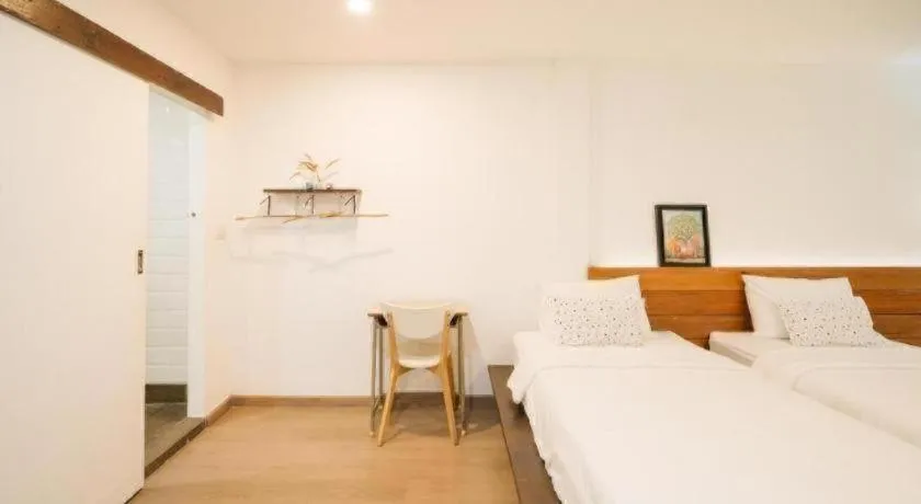 Bed in Baan Norn Plearn