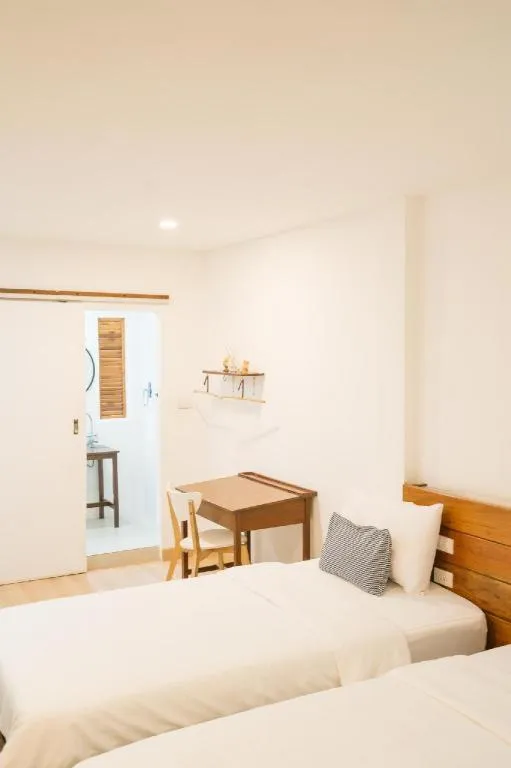 Bed in Baan Norn Plearn