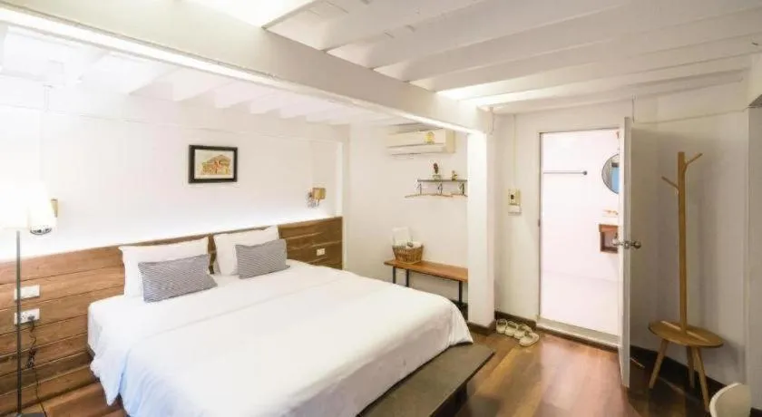 Bed in Baan Norn Plearn