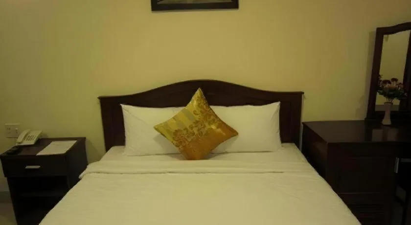 Bed in Nui Thanh Hotel