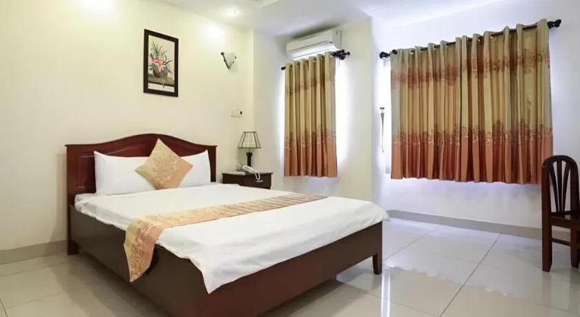 Bed in Nui Thanh Hotel