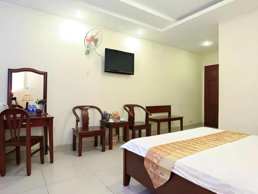 Bed in Nui Thanh Hotel