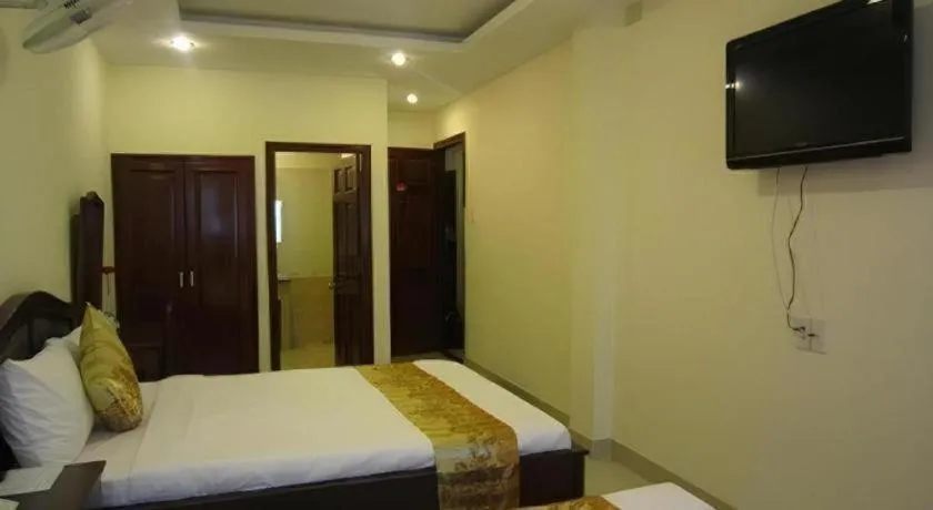 Bed in Nui Thanh Hotel