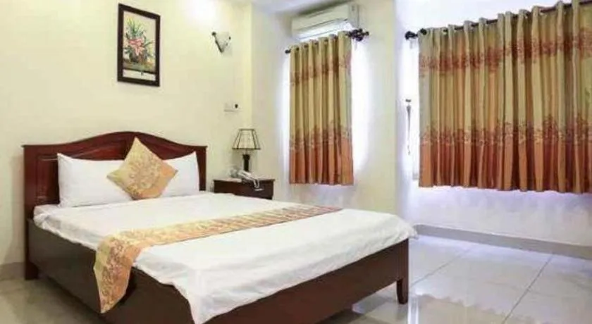 Bed in Nui Thanh Hotel