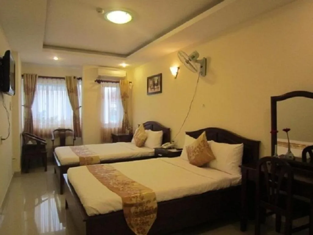 Bed in Nui Thanh Hotel