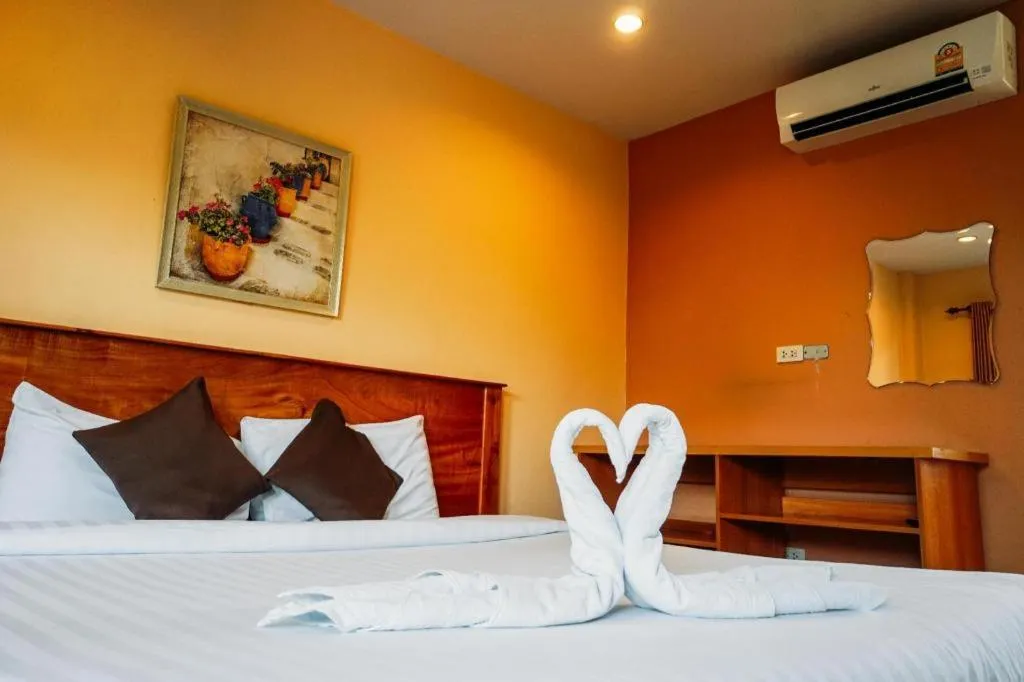 Bed in Phoem Phoon 2 Hotel