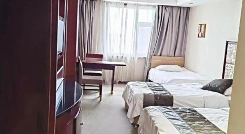 Bed in Changchun Global Hotel